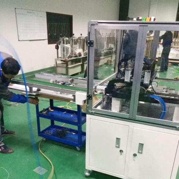 auto-labeling-equipment